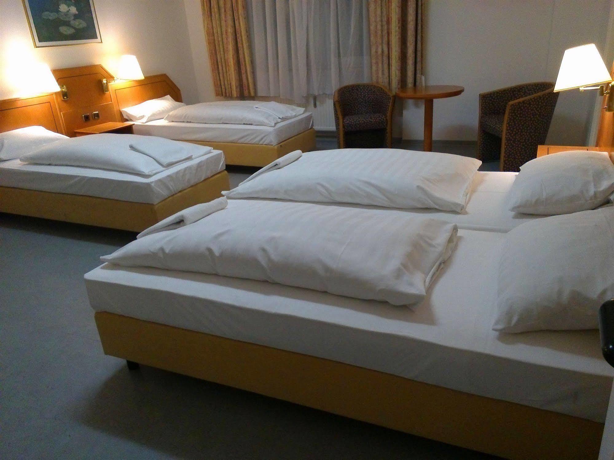 Willy Hotel Frankfurt Frankfurt am Main Eksteriør bilde