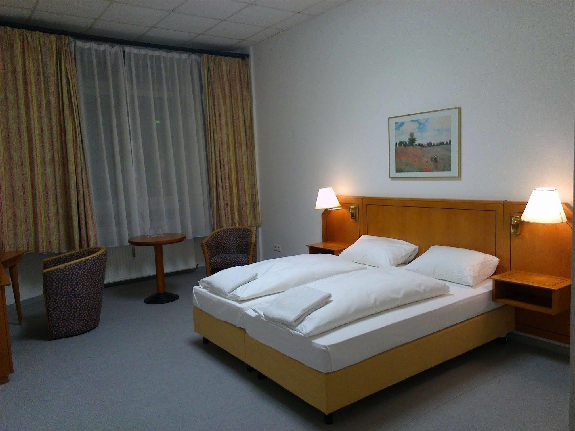 Willy Hotel Frankfurt Frankfurt am Main Eksteriør bilde