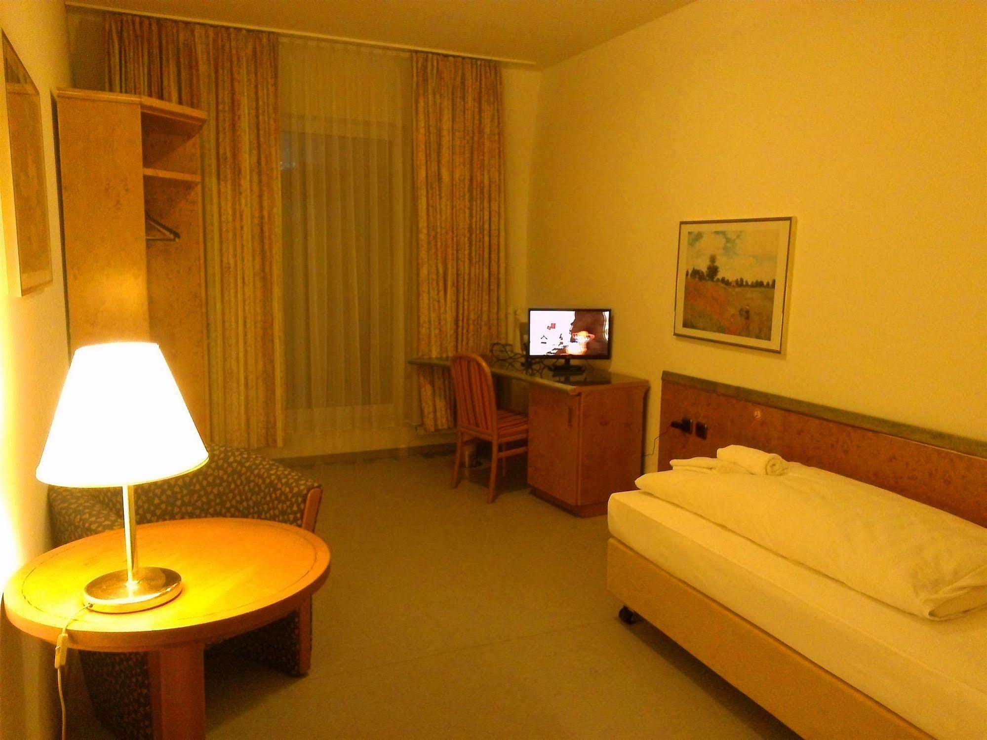 Willy Hotel Frankfurt Frankfurt am Main Eksteriør bilde